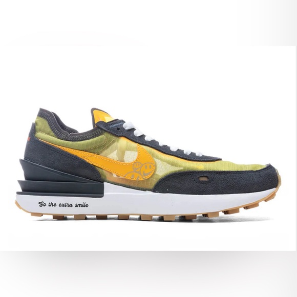 Nike Waffle One SE Go The Extra Smile Yellow Pollen Black Smiley Face - Picture 2 of 9